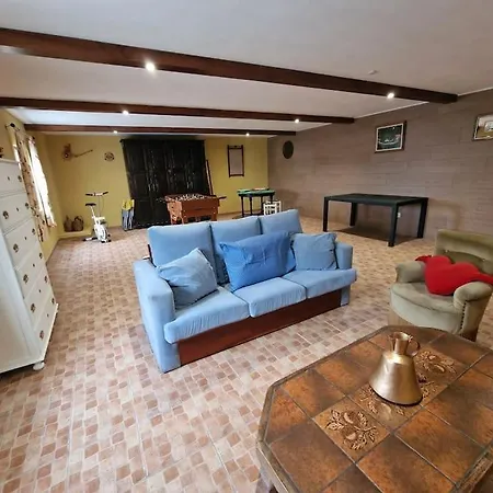 Casa Leiras - *
