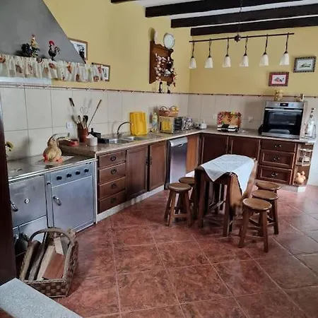 Casa Leiras - *